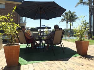 thumbnail: Outdoor dining