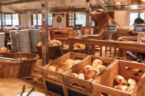 thumbnail: Restaurant
