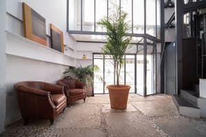 thumbnail: Interior entrance