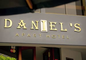 thumbnail: Front of property