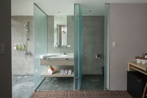 thumbnail: Bathroom