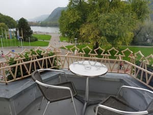 thumbnail: Balcony