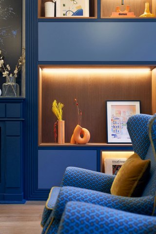 Decorative shelving in the lobby lounge.