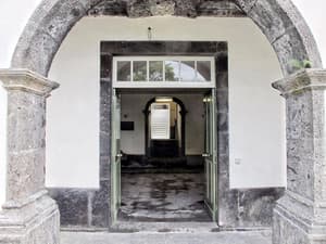 thumbnail: Property entrance