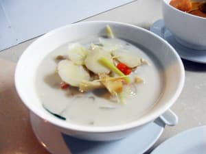 thumbnail: Food court