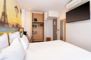 thumbnail: Room