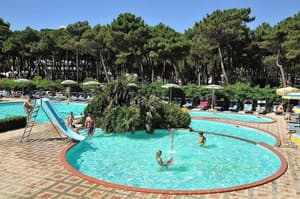 thumbnail: Outdoor pool