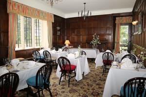 thumbnail: Breakfast area