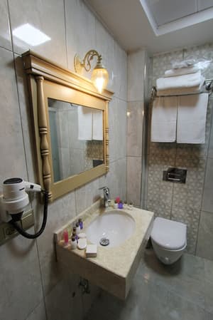 thumbnail: Bathroom