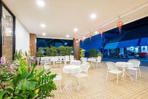 thumbnail: Front of property - evening/night
