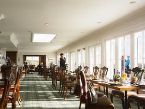 thumbnail: Restaurant