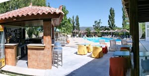 thumbnail: Outdoor pool