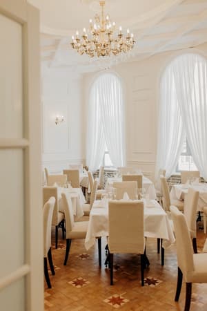 thumbnail: Banquet hall