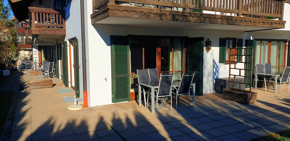 Sundeck