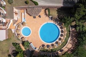 thumbnail: Property grounds