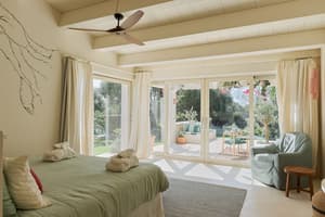 thumbnail: Garden view