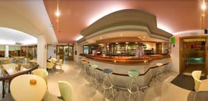 thumbnail: Bar (on property)