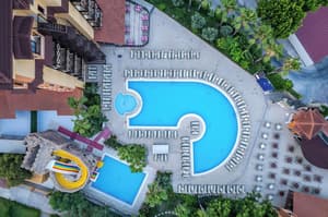 thumbnail: Pool