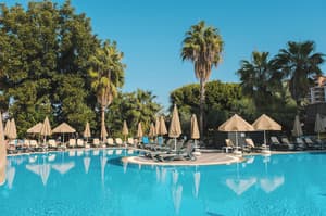thumbnail: Outdoor pool