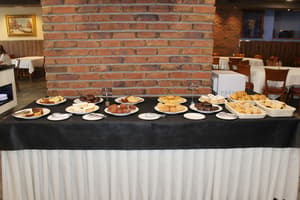 thumbnail: Restaurant