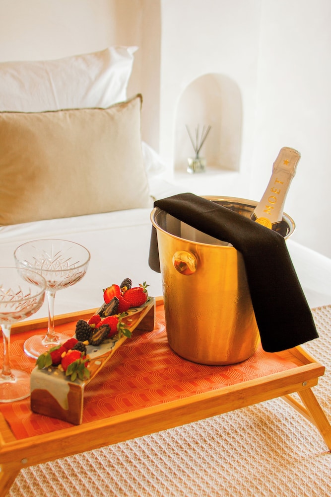 Room service - dining