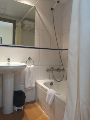 thumbnail: Bathroom