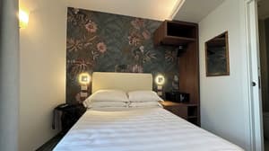 thumbnail: Room