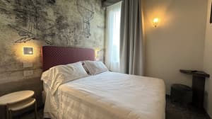 thumbnail: Room