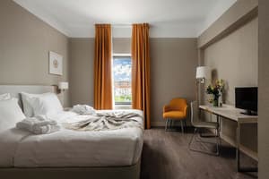 thumbnail: Interior
