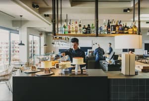 thumbnail: Restaurant