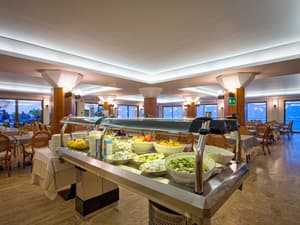 thumbnail: Breakfast buffet