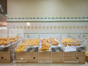 thumbnail: Breakfast buffet