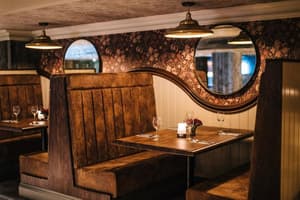thumbnail: Restaurant