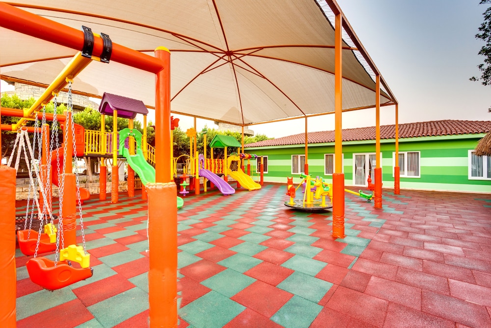 Children's play area - outdoor