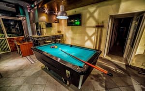 thumbnail: Game room