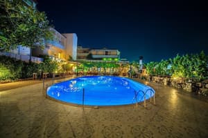 thumbnail: Outdoor pool