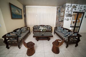 thumbnail: Lobby sitting area