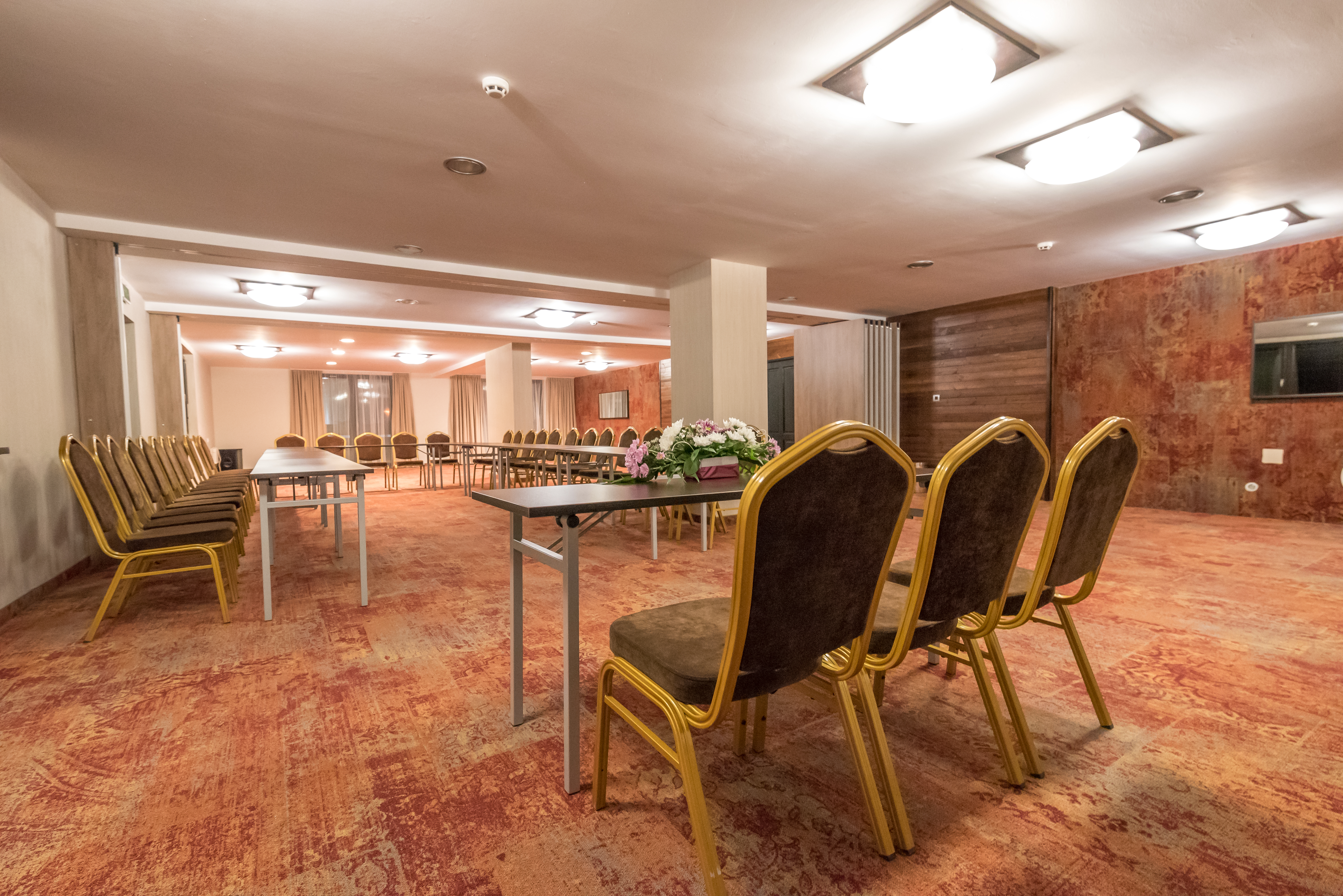 Restaurant-cafeteria