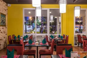thumbnail: Restaurant