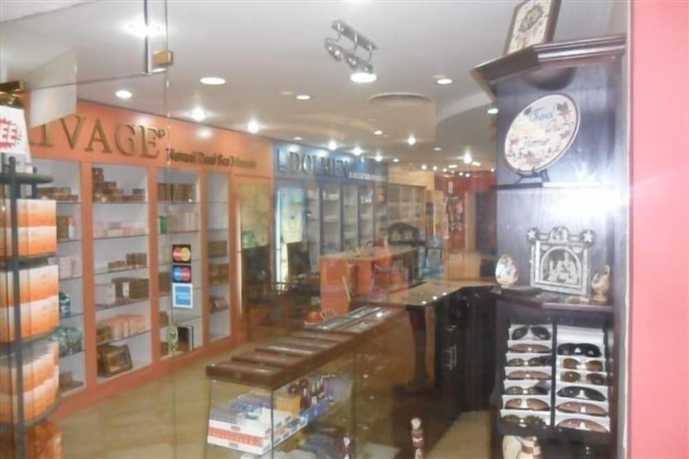 Gift shop