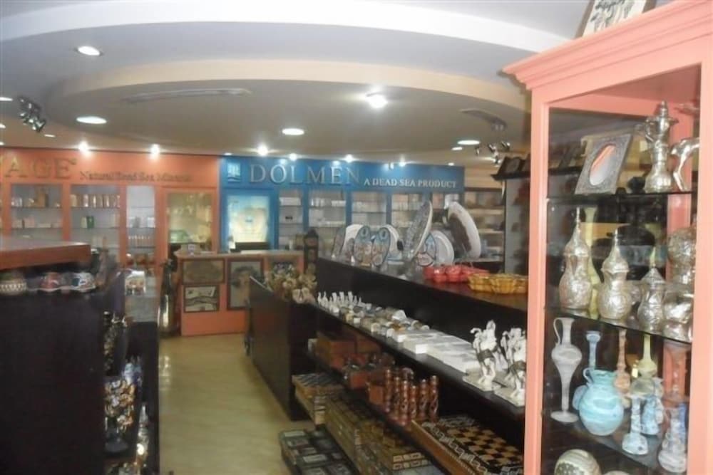 Gift shop