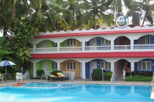 thumbnail: Outdoor pool