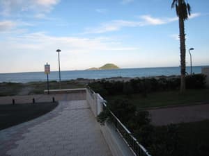 thumbnail: General view