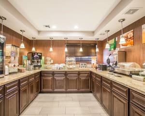 thumbnail: Breakfast area