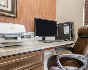thumbnail: Business center