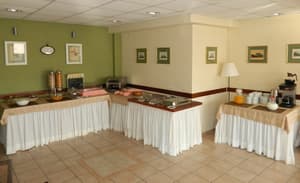 thumbnail: Dining