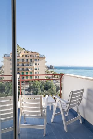 thumbnail: Balcony view