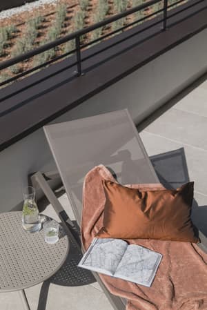 thumbnail: Balcony