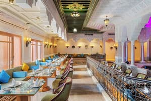 thumbnail: Restaurant