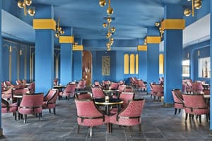 thumbnail: Bar (on property)